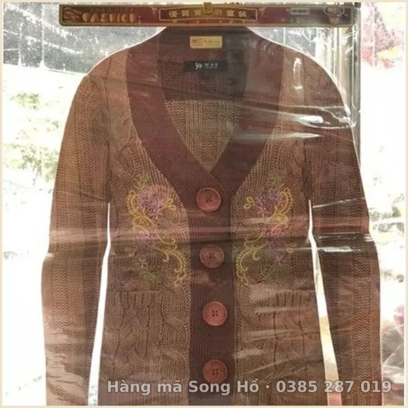Áo len vàng mã bà cao cấp(áo len 3D hàng mã ,mầu ngẫu nhiên)
