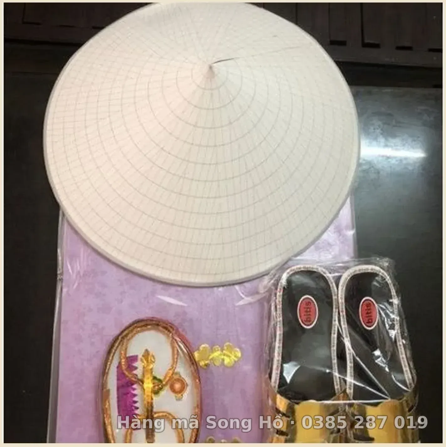 Quần Áo Cánh,Bà Ba Giấy vàng mã Cho Cụ Bà ( Mầu Ngẫu Nhiên và bỏ vành nón)