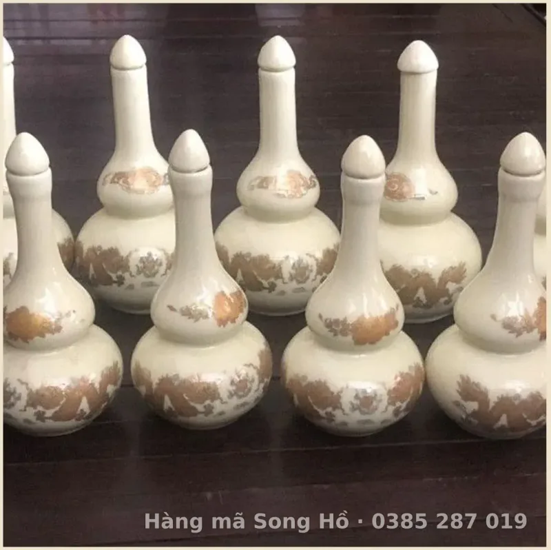 Nậm Thờ Men Vàng