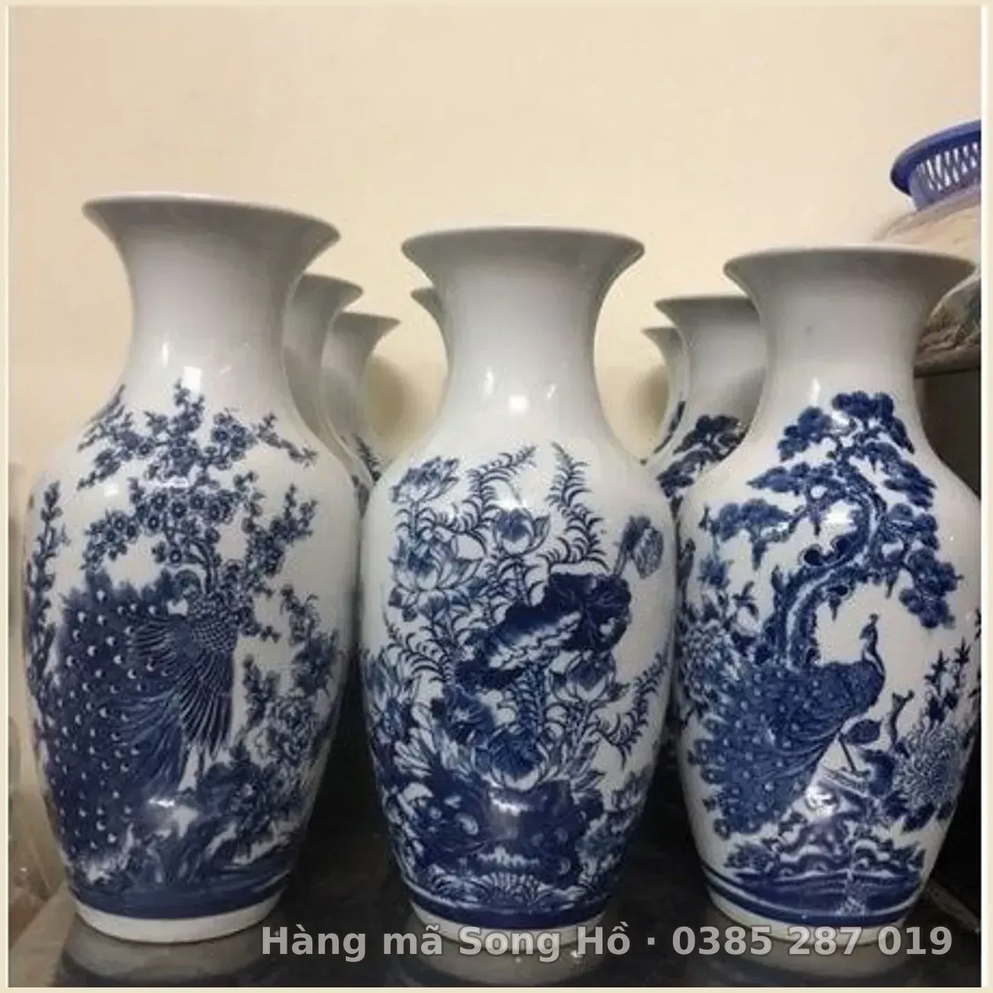 Lọ Hoa Lục Bình Vẽ Tứ Cảnh Cao 35cm (Lọ Hoa Thờ Giá 1 Lọ)