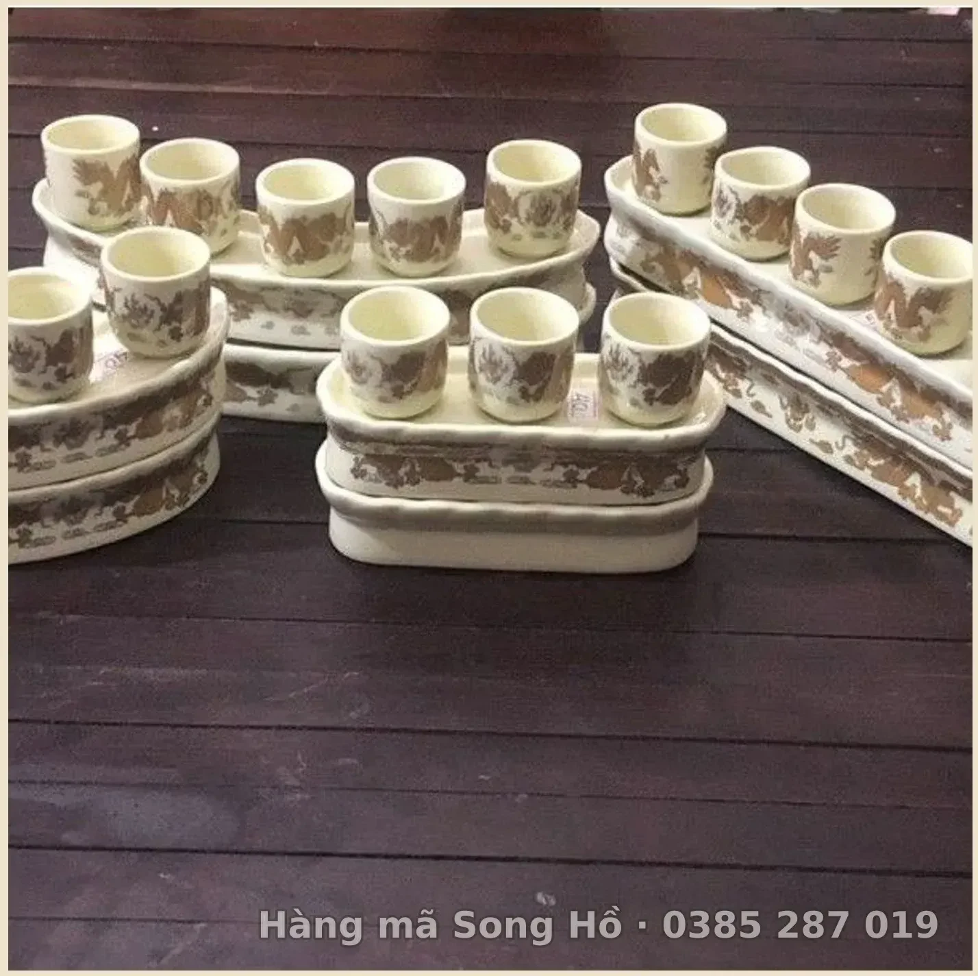 Kỷ Thờ Men Vàng 3 và 5 chén ( cong và thẳng)