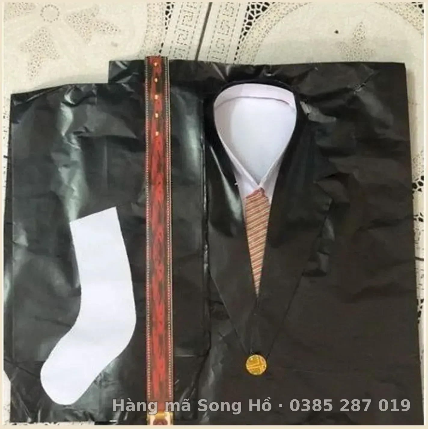 Quần Áo Vest Vàng Mã ( Mầu Ngẫu Nhiên)