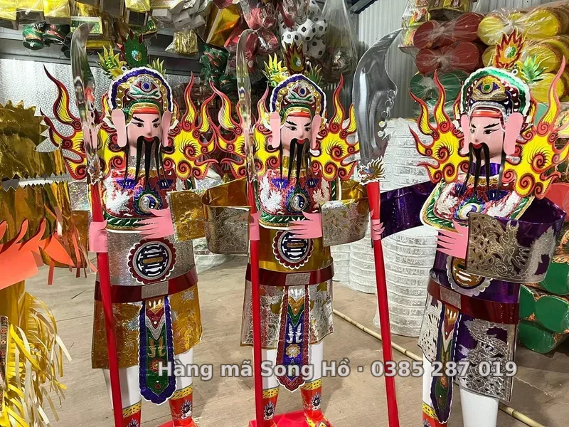 Ông quan nhỏ đứng