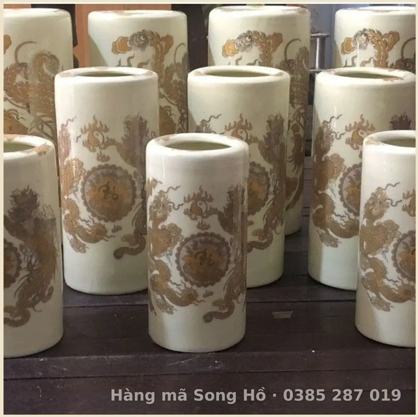 Ống cắm hương vàng kim